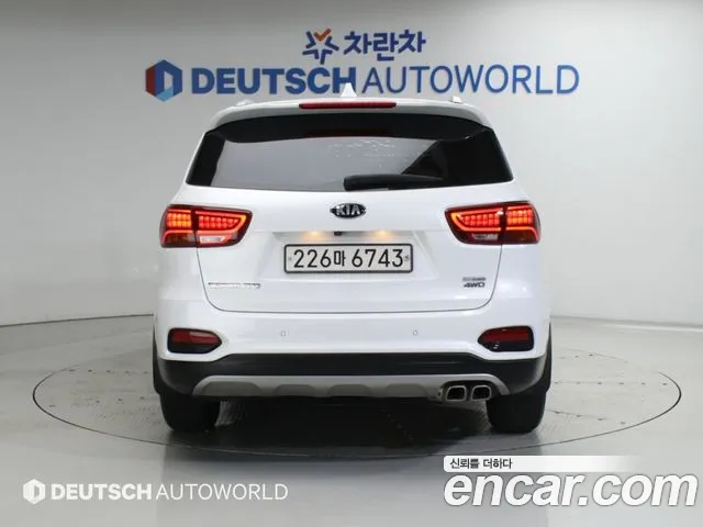 Kia Sorento — фото 3