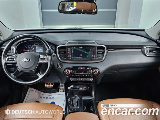 Kia Sorento — фото 6