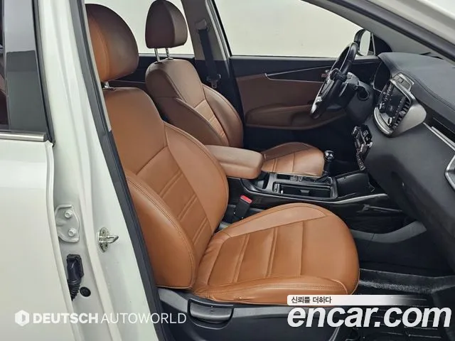 Kia Sorento — фото 9