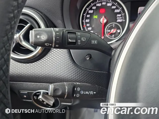 Mercedes-Benz A-Class — фото 17