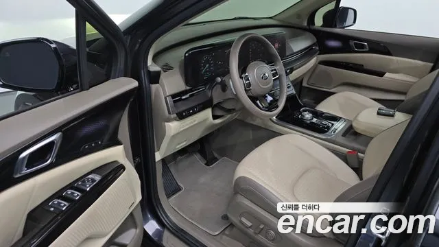 Kia Carnival — фото 10