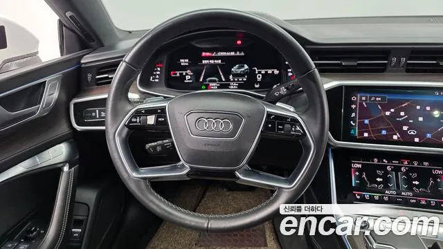Audi A7 — фото 13