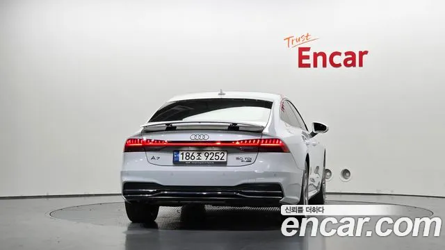 Audi A7 — фото 4