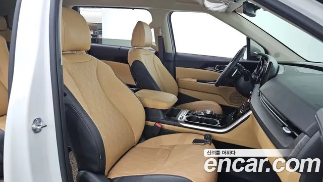 Kia Carnival — фото 26