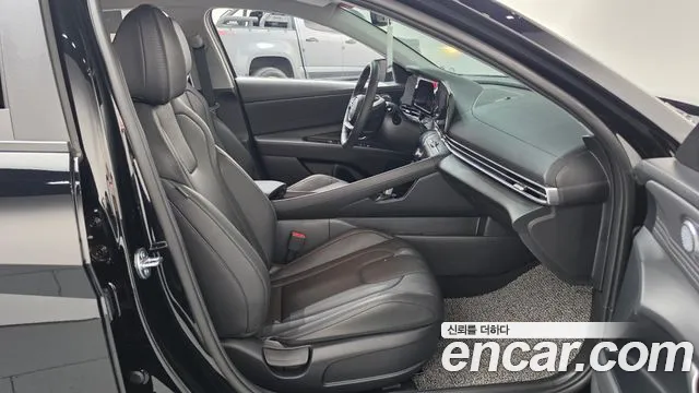 Hyundai Avante — фото 26