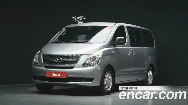 Hyundai Starex — фото 1