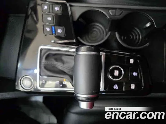 Kia Sportage — фото 13