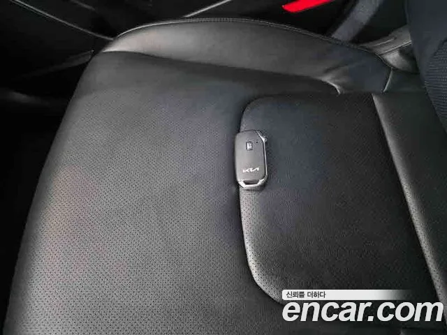 Kia Sportage — фото 14