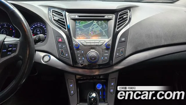Hyundai i40 — фото 13