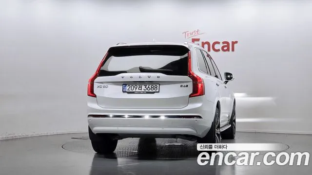 Volvo XC90 — фото 4