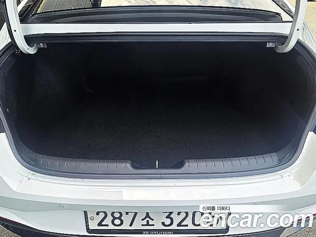 Hyundai Avante — фото 16