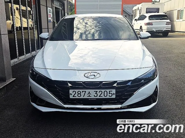 Hyundai Avante — фото 2