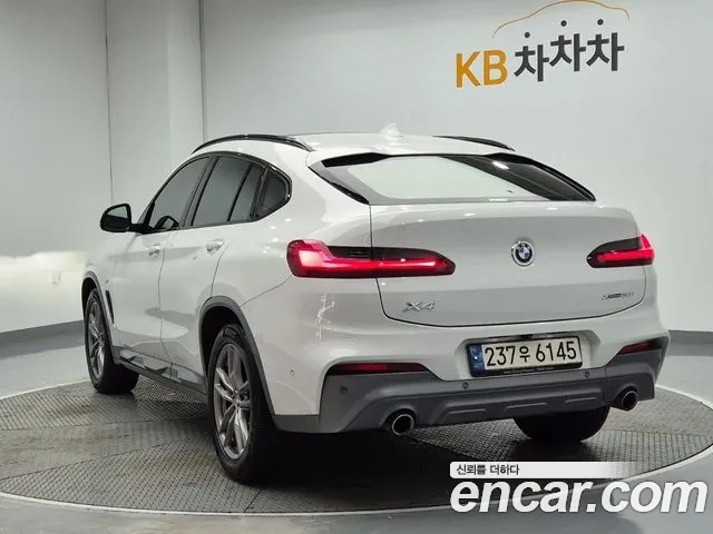 BMW X4 — фото 2