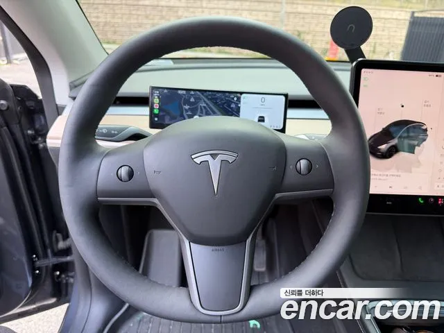 Tesla Model Y — фото 9