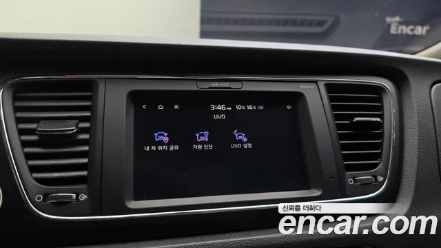 Kia Carnival — фото 32
