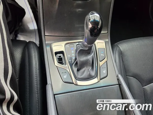 Hyundai Grandeur — фото 12