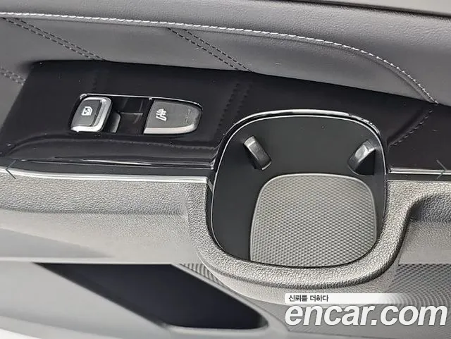 Kia Sorento — фото 14
