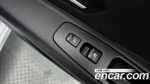 Hyundai Avante — фото 17
