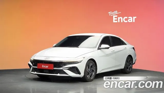 Hyundai Avante — фото 20