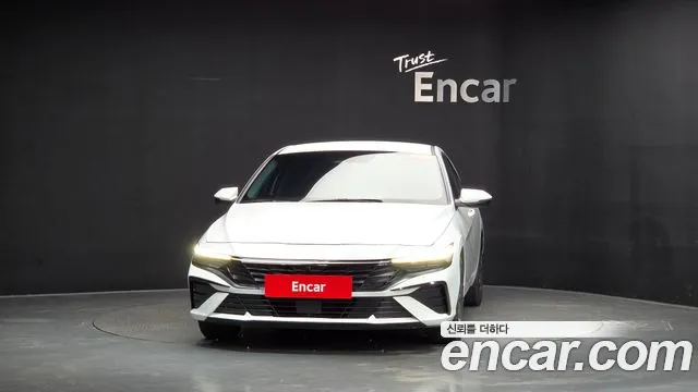 Hyundai Avante — фото 2