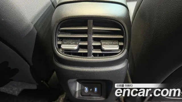 Hyundai Avante — фото 29