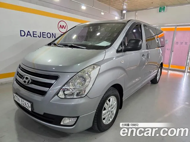 Hyundai Starex — фото 2