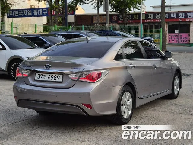 Hyundai Sonata — фото 2