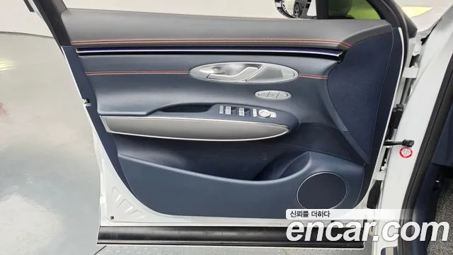 Genesis GV70 — фото 24