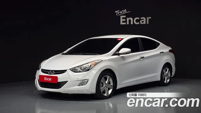 Hyundai Avante — фото 1