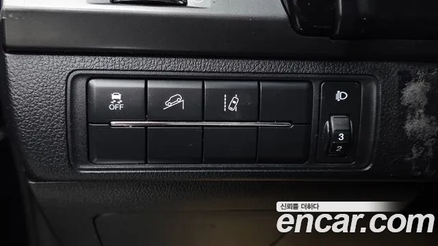 KG_Mobility_Ssangyong Rexton — фото 13