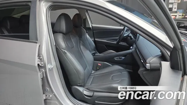 Hyundai Avante — фото 11
