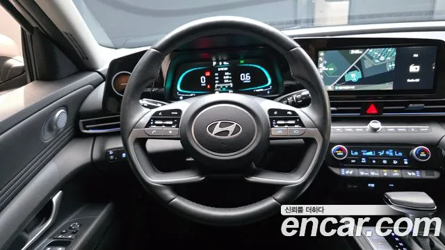 Hyundai Avante — фото 12