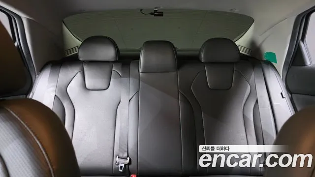 Hyundai Avante — фото 31