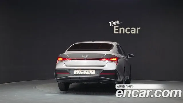 Hyundai Avante — фото 4