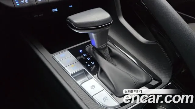 Hyundai Avante — фото 9