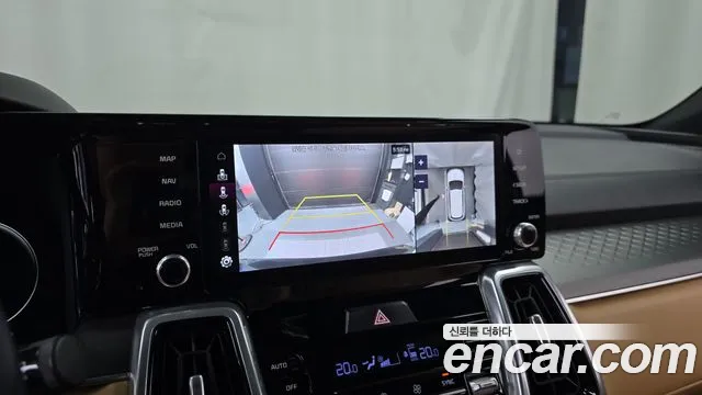 Kia Sorento — фото 13
