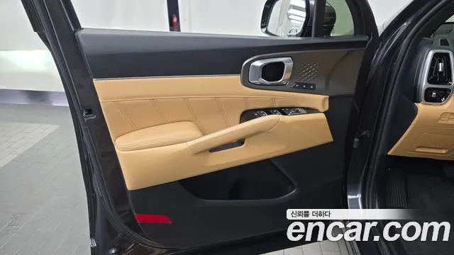 Kia Sorento — фото 24