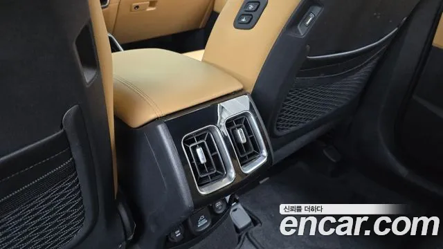 Kia Sorento — фото 31
