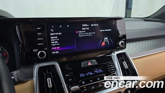 Kia Sorento — фото 32