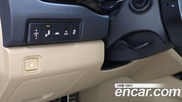 Kia Carnival — фото 29