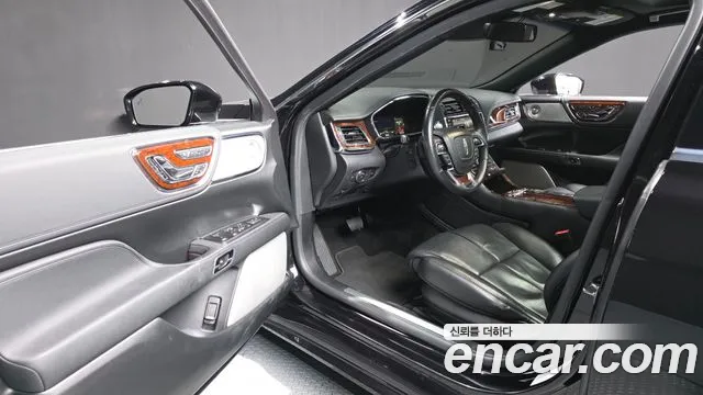 Lincoln Continental — фото 10