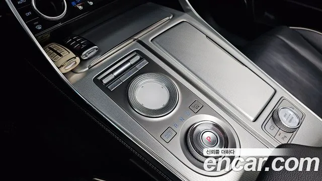 Genesis GV80 — фото 8