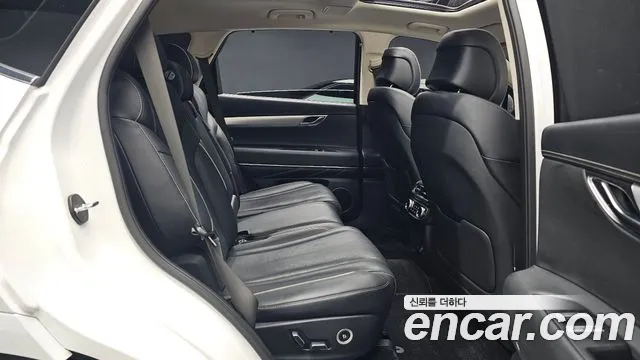 Genesis GV80 — фото 10