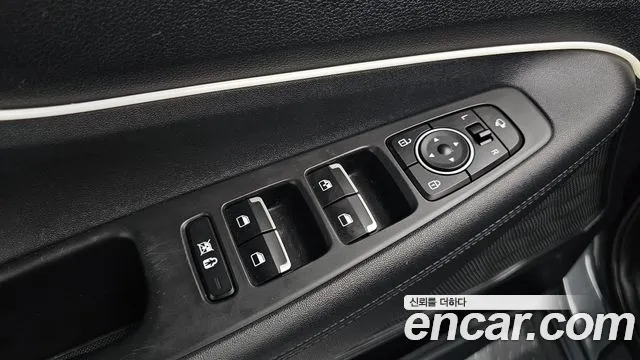 Hyundai Santa Fe — фото 16