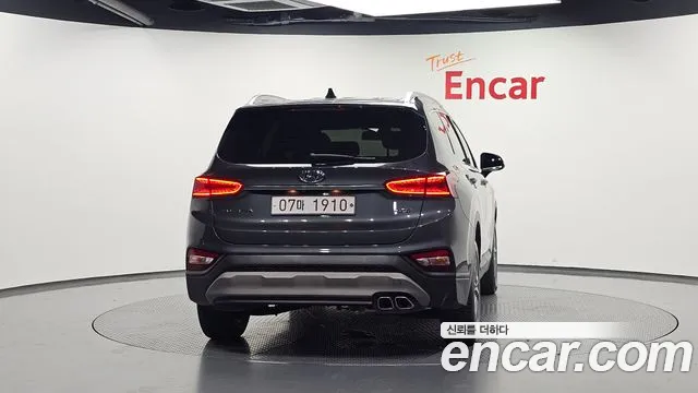 Hyundai Santa Fe — фото 4