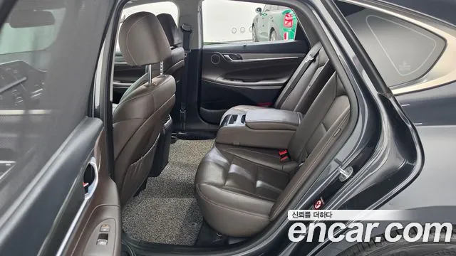 Hyundai Grandeur — фото 11