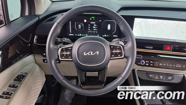 Kia Carnival — фото 12