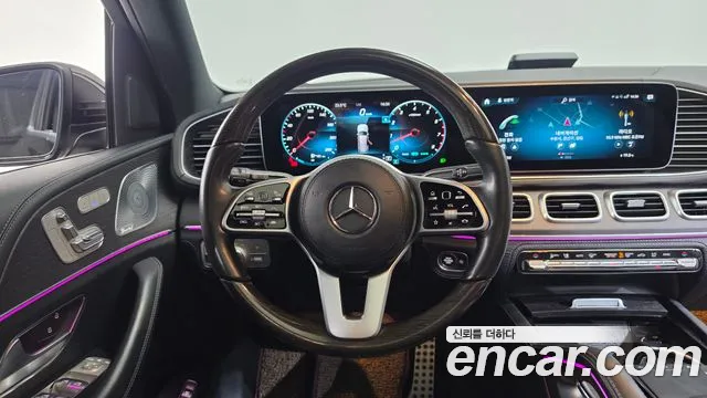 Mercedes-Benz GLS-Class — фото 13