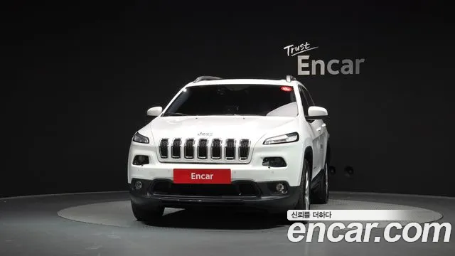 Jeep Cherokee — фото 3