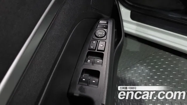 Hyundai Avante — фото 15